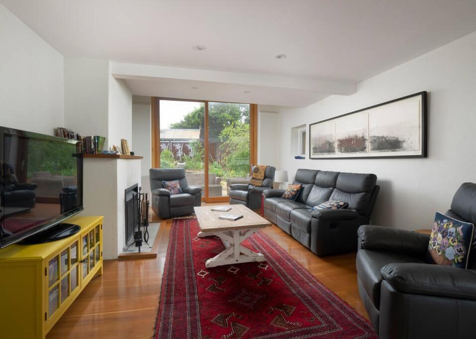 *Newly Relisted* Coach House At Lisdillon Vineyard Villa Little Swanport Exteriör bild